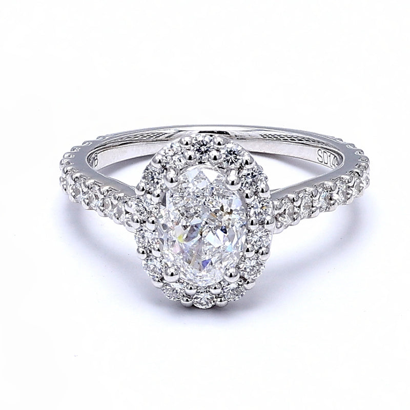 Anillo con diamante ovalado (2.277 ct- 2.332 ct)