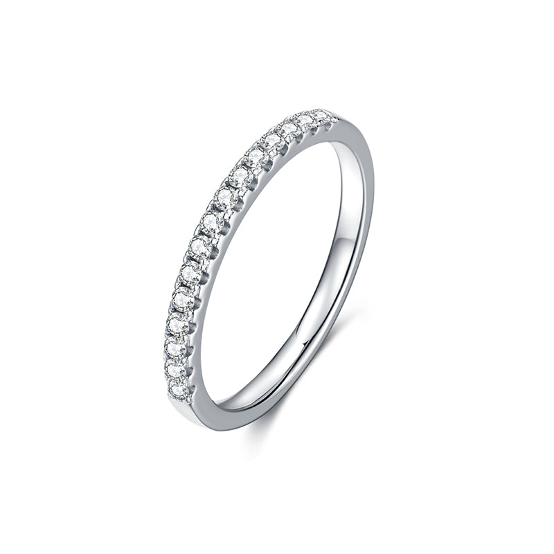 Churumbela con diamante (0.328 ct- 0.388 ct)