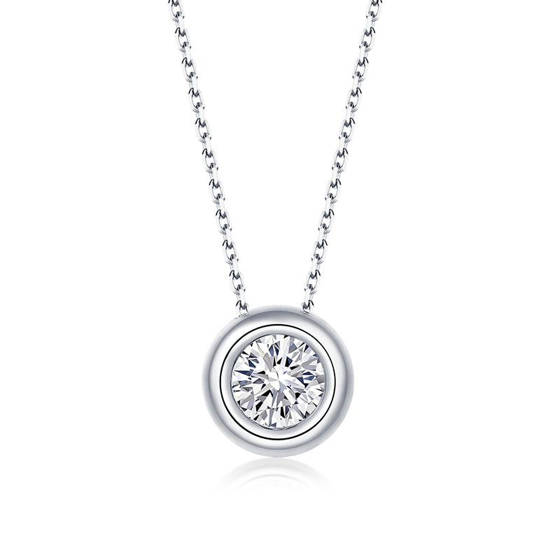 Cadena con dije con diamante (0.345 ct- 0.61 ct)