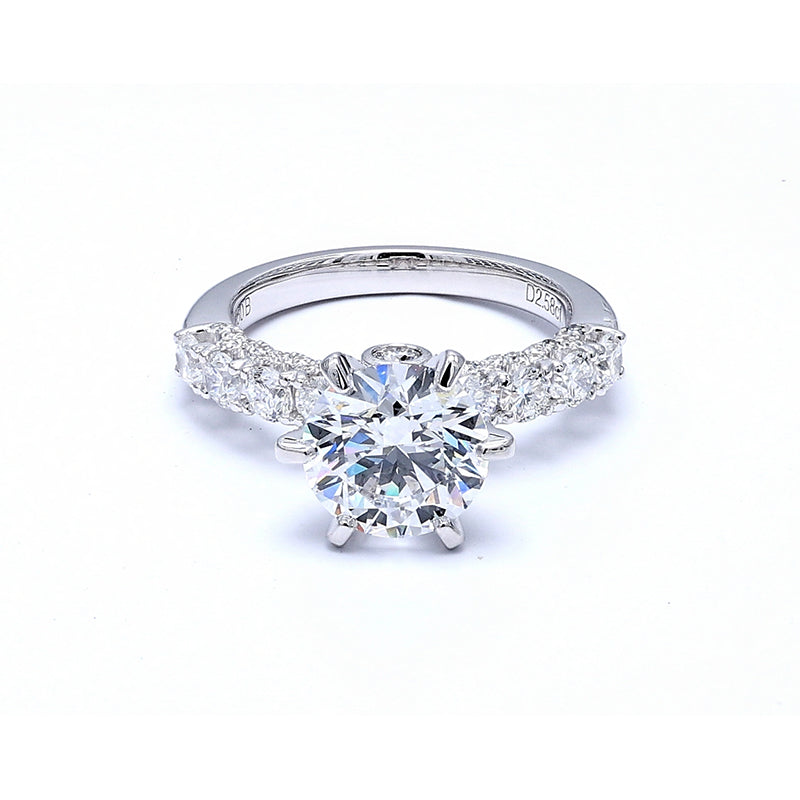 Anillo con diamante redondo (2.208 ct- 2.268 ct)