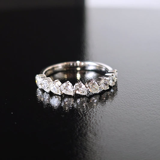 Churumbela con diamante (0.826 ct)