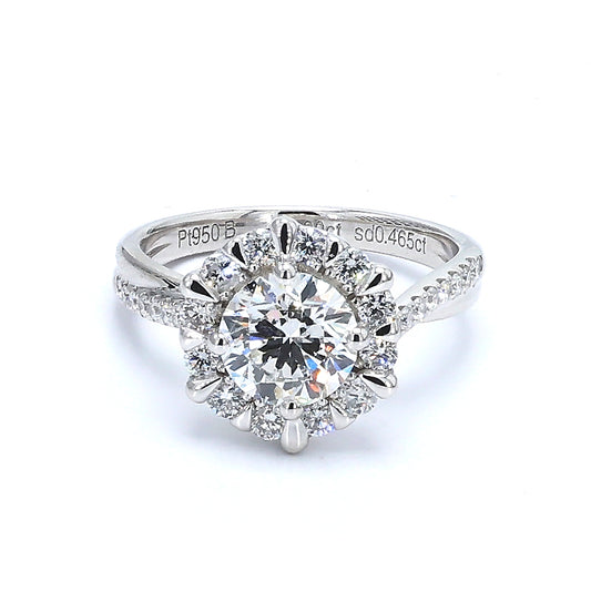 Anillo con diamante redondo estilo aureola (1.767 ct)
