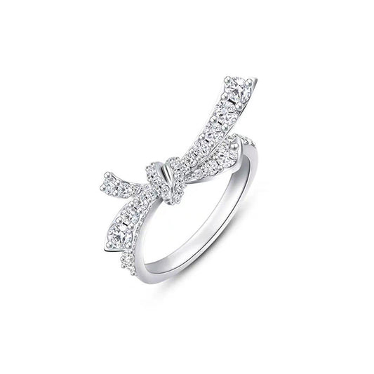 Churumbela con diamante (0.403 ct- 0.458 ct)