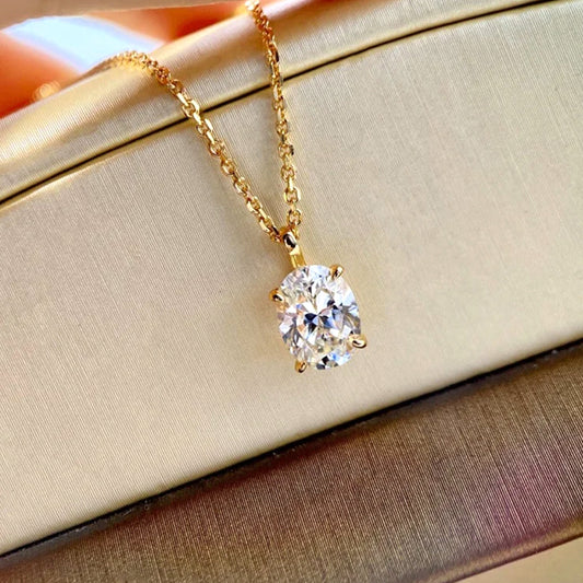 Cadena con dije con diamante (0.527 ct- 1.1 ct)