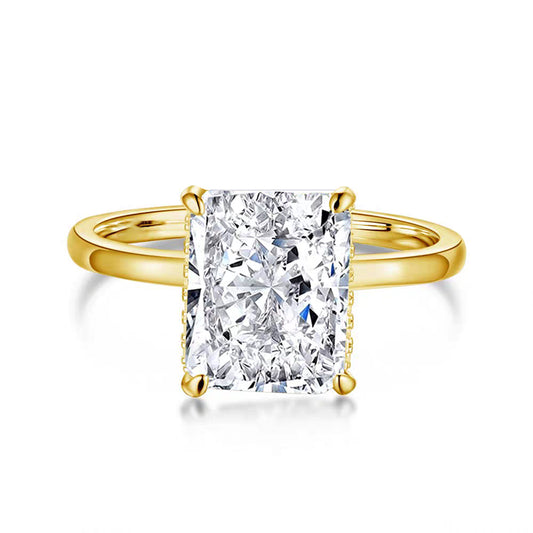 Anillo solitario con diamante corte princesa (2.273 ct- 3.358 ct)