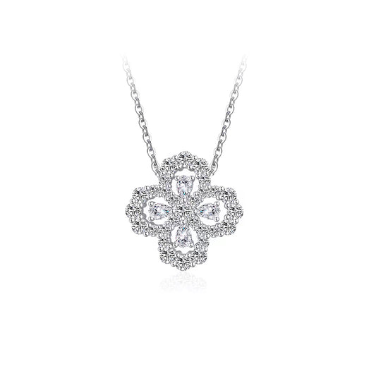 Cadena con dije con diamante (0.889 ct- 1.812 ct)