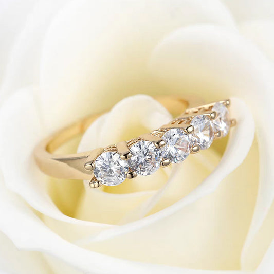 Churumbela con diamantes redondos (1.669 ct- 1.704 ct)
