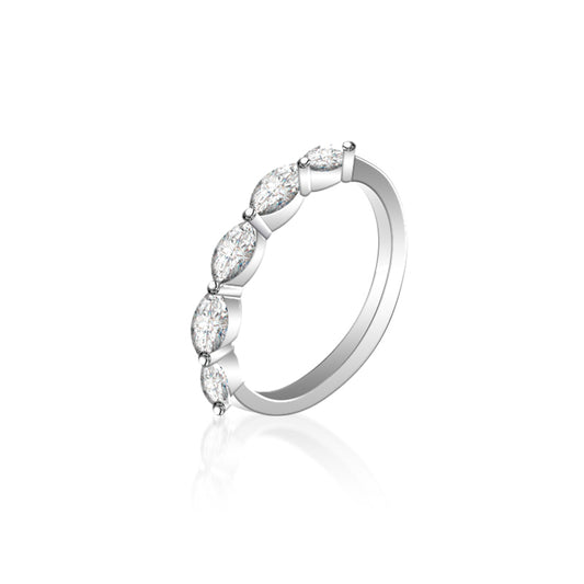Churumbela con diamante (0.526 ct- 0.627 ct)