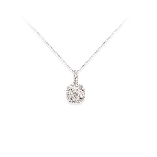 Cadena con dije con diamante (0.523 ct- 0.628 ct)